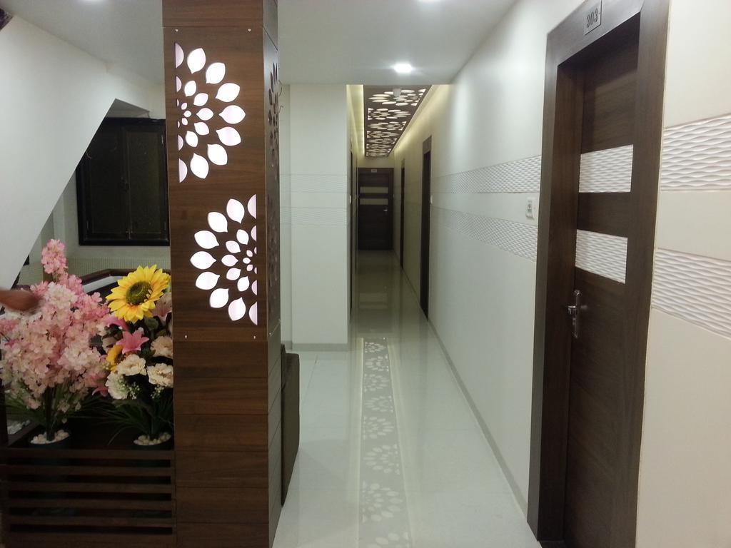 Hotel Oasis Mumbai Exterior photo
